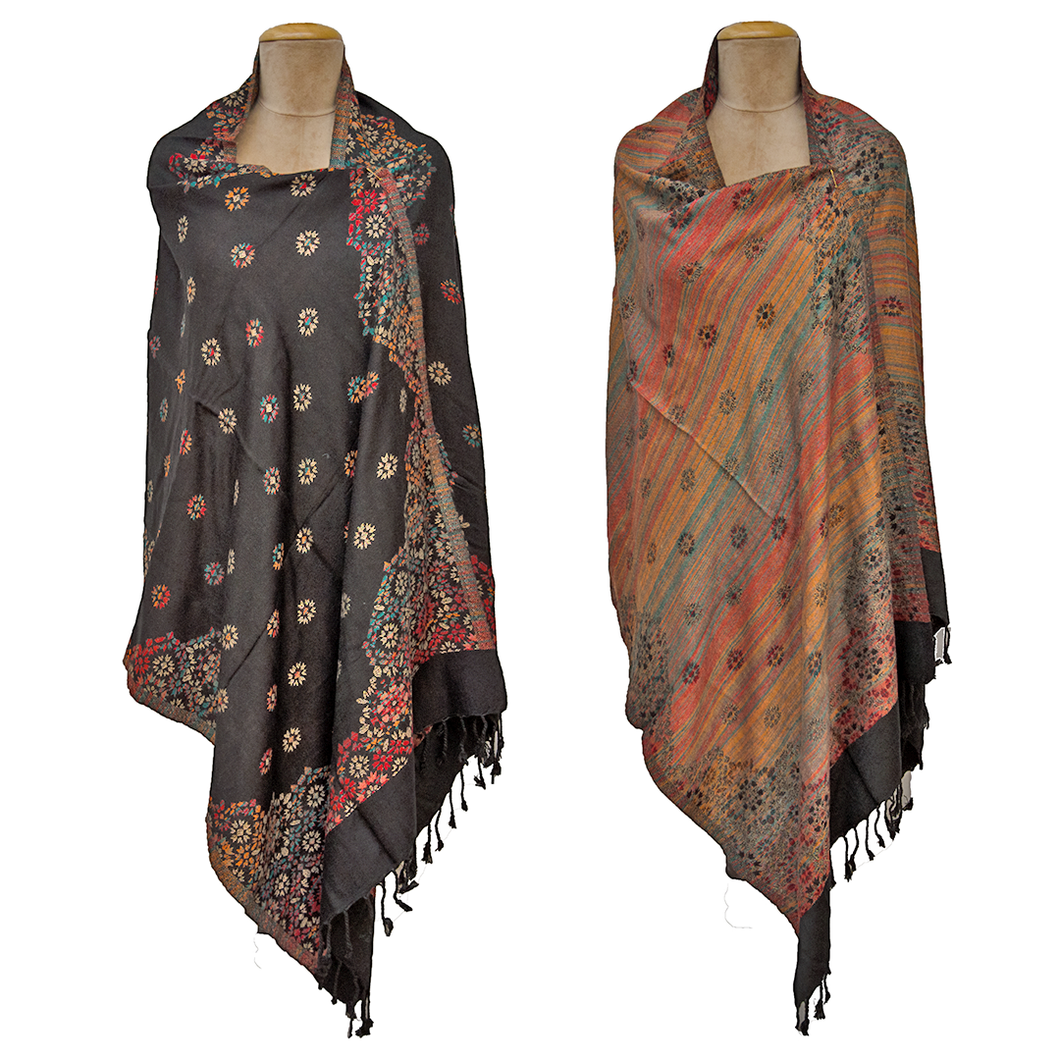 Reversible Shawl W32