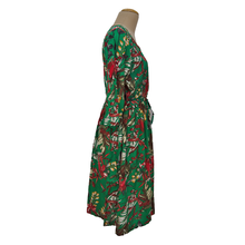 Load image into Gallery viewer, Emerald Floral Midi Dress Size 14-30 A4