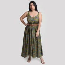 Load image into Gallery viewer, Henna vines Maxi Dress Size 14-30 SM9