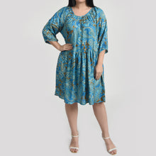 Load image into Gallery viewer, Gathered Dress Size 12-30 F8