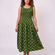 Load image into Gallery viewer, Green Hearts Cotton Maxi Dress UK One Size 14-24 AR22