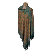 Load image into Gallery viewer, Reversible Shawl W19