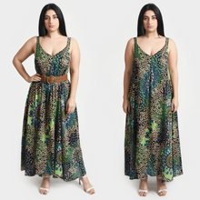 Load image into Gallery viewer, Black Maxi Dress Size 14-30 SM5