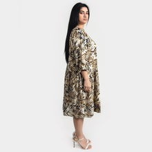 Load image into Gallery viewer, Cream Gathered Dress Size 12-30 F9