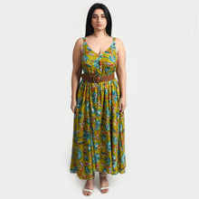 Load image into Gallery viewer, Heena Floral Maxi Dress Size 14-30 SM2