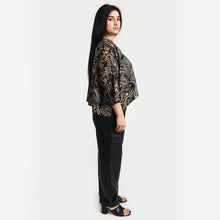 Load image into Gallery viewer, Black Paisley Crop Top OneSize 8-18