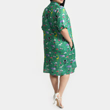 Load image into Gallery viewer, Green Wild Viscose Shirt Dress Size 12-30 SO3