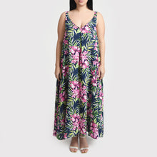 Load image into Gallery viewer, Navy Floral Maxi Dress Size 14-30 SM6