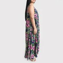 Load image into Gallery viewer, Navy Floral Maxi Dress Size 14-30 SM6